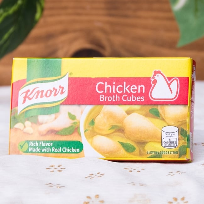 チキン キューブ フィリピン 60ｇ - Chicken Broth Cubes 【KNORR】の写真1枚目です。スープやカレー、チャーハンなど、アイデア次第で色々な料理に使えます。スープストック,チキン,スープ,チキンキューブ,フィリピン