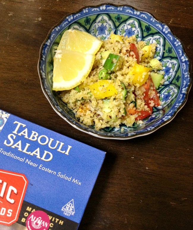 タブリ サラダ ミックス - Tabouli Salad 【Fantastic Foods】 3 - お好きな野菜を入れて、レモンを絞っていただきます。スパイスが効いて美味しいです。