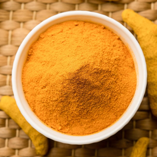 【高級品質】ターメリックパウダー - Turmeric Powder【100ｇパック】[Viraki Bros]の写真1枚目です。ムンバイのショッピングモールで取り扱いのある信頼のブランド、VIRAKI BROS社のスパイスです。ターメリック,Turmeric