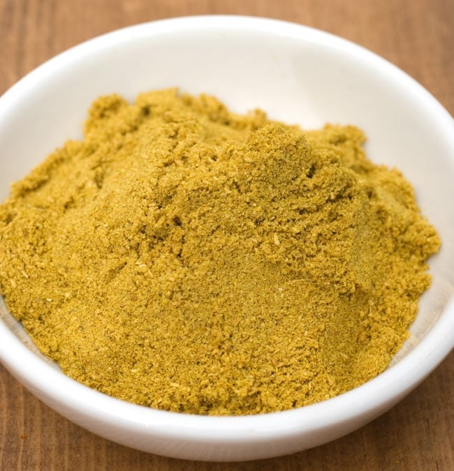 コリアンダー パウダー 200g 箱入り Coriander Powder 【AHMED】 2 - カレー、焼きもの、炒めものなどなど、世界中で使うコリアンダー。パウダー状になっていてとっても便利。