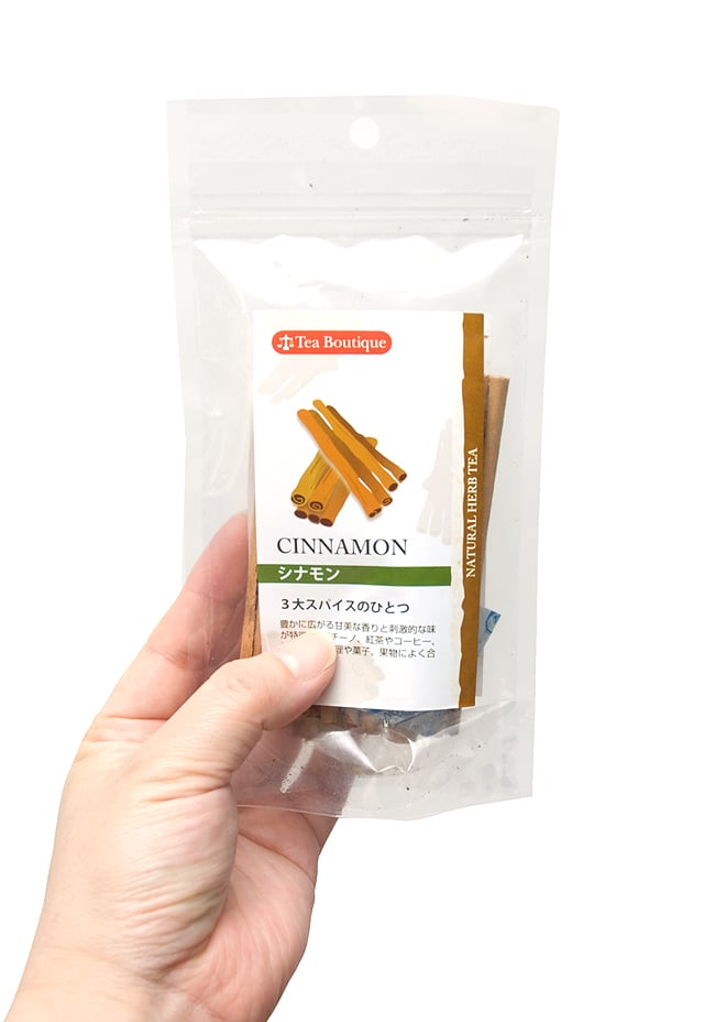 シナモンスティック 25g - Cinnamon Stick 【Tea Boutique】 4 - 手に持ってみました。