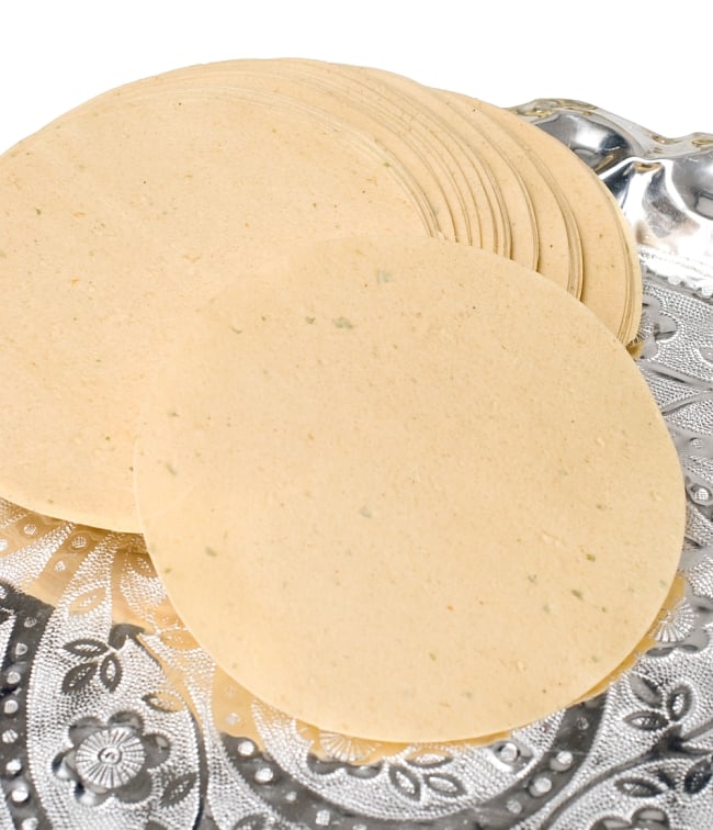 青唐辛子とにんにくのパパド - GARLIC GREEN CHILLI PAPAD 200g[Mother] 5 - 中身を開けてみました