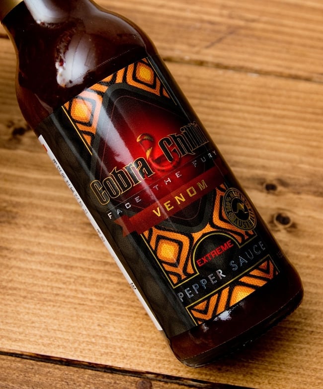 【激辛】『ヴェノム・ペッパーソース 』155g【COBRA CHILLI】 3 - コブラのパッケージが怖そうです