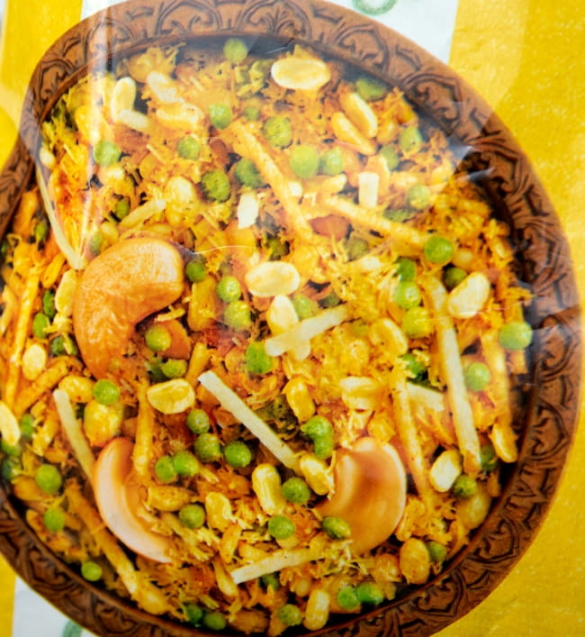 【送料無料・15個セット】インドのお菓子 カジュカシミールミックス - Kaju Kashmiri Mix 6 - 中には色々なスナックが入っています