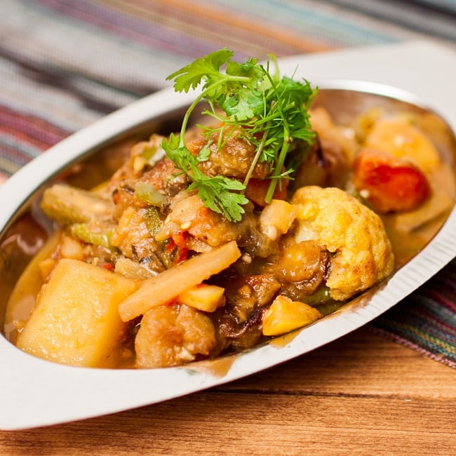 【送料無料・9個セット】ベジタブルマサラ【100gボトル】ティラキタオリジナル 4 - 本格的なカレーを始めとした様々な料理にお役立てください。