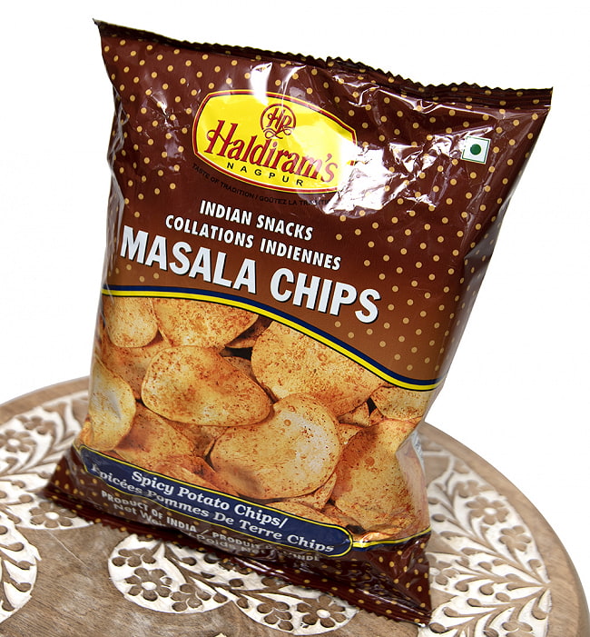 【送料無料・20個セット】インドのお菓子 極厚ポテトチップス - MASALA CHIPS 80g[Hardiram's] 3 - 斜めから撮影しました