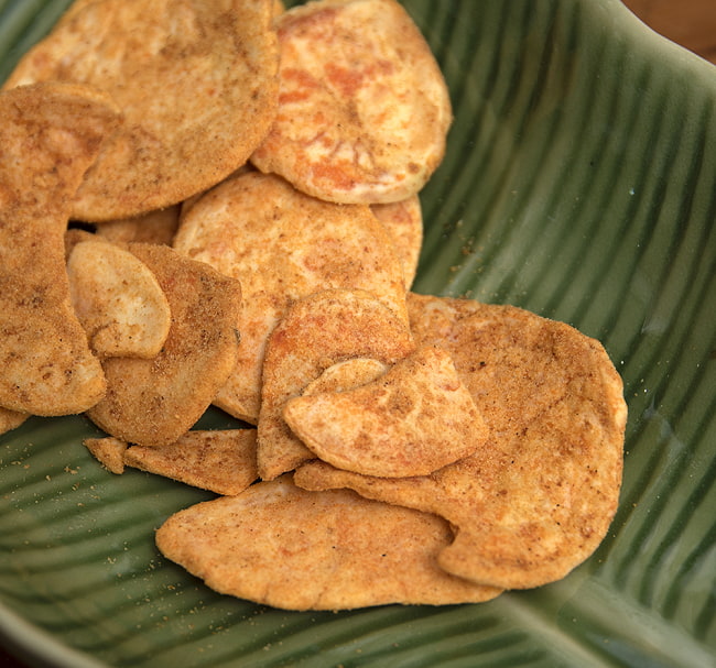 【ケース販売・40個セット】インドのお菓子 極厚ポテトチップス - MASALA CHIPS 80g[Hardiram's] 6 - 中を開けてみました
