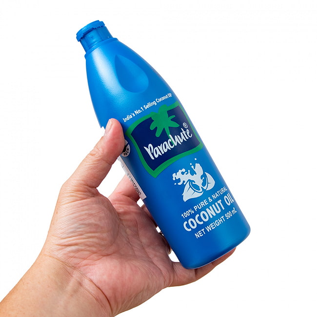 【12個セット】ココナッツオイル 【Parachute】 500ml 5 - これくらいのサイズ感になります。
