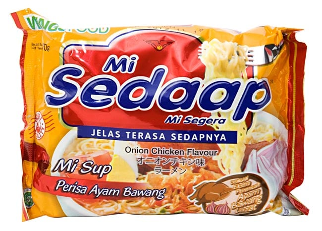 【12個セット】インスタント ヌードル オニオンチキン味 【Mie Sedaap】 2 - インスタントヌードル、オニオンチキン味です。お湯を沸かせばすぐ出来ます。