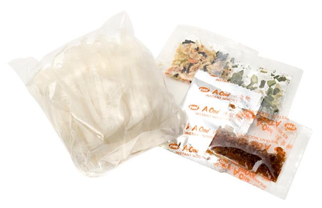 【12個セット】ベトナム・フォー インスタント カップ 【A-One】 ベジタブル味 3 - 中身はこんなかんじです。(写真は、同シリーズの味違いの商品です。)