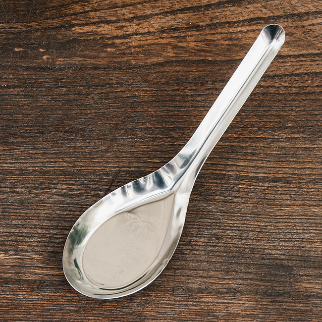 【20個セット】ベトナムのスプーン　ロータス模様がかわいい　レンゲ 4 - 角度を変えてみてみました。