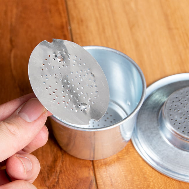 【5個セット】ベトナム コーヒー フィルター 【アルミ製】 12 - 内蓋の拡大写真です