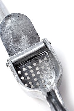 ベトナムのガーリッククラッシャー - サブ2