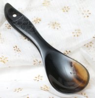 [大決算セール]水牛の角のスプーン[15.5cm x 4cm]