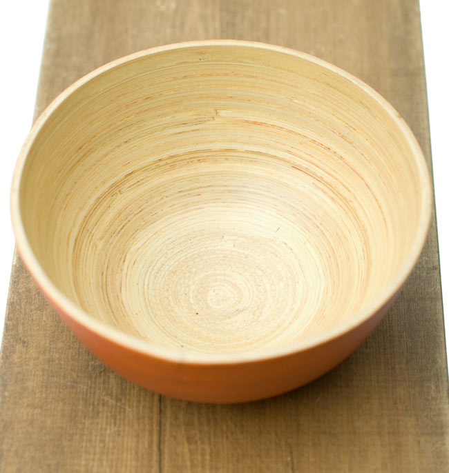 ベトナムの竹食器 - お椀 橙(直径12cm程度) 2 - 真上から見てみました。