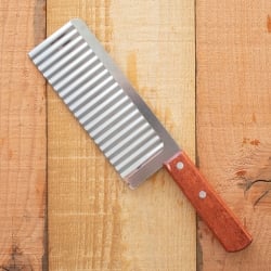 ベトナムのジグザグスライサー 28cm - サブ3