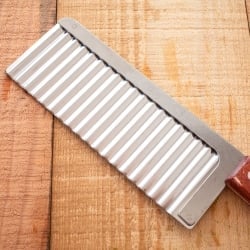 ベトナムのジグザグスライサー 28cm - サブ4