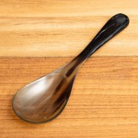 [大決算セール]水牛の角のスプーン[約15cm x 4.5cm]