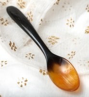キャトルホーン　水牛の角のミニスプーン　美しいべっ甲模様[11cm×2.5cm]