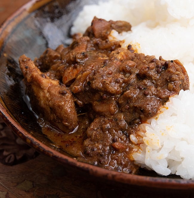 かぼちゃのカレー＆スリランカチキンカレー[バンダラランカ 監修] 6 - こちらがスリランカカレー。