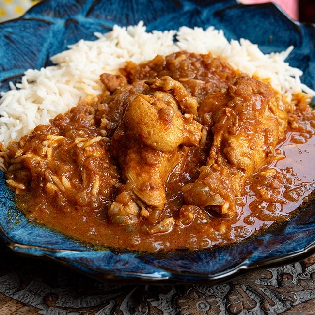 地球の歩き方監修のカレー　エチオピアの ドロワット 4 - ごろりとお肉が入っています。