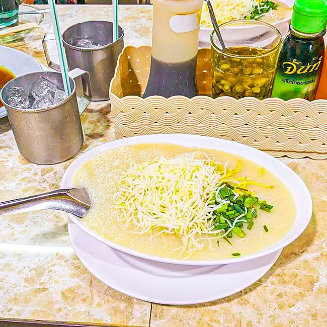 タイのおかゆ シーフード＆わかめのまろやかエスニック粥 5 - 