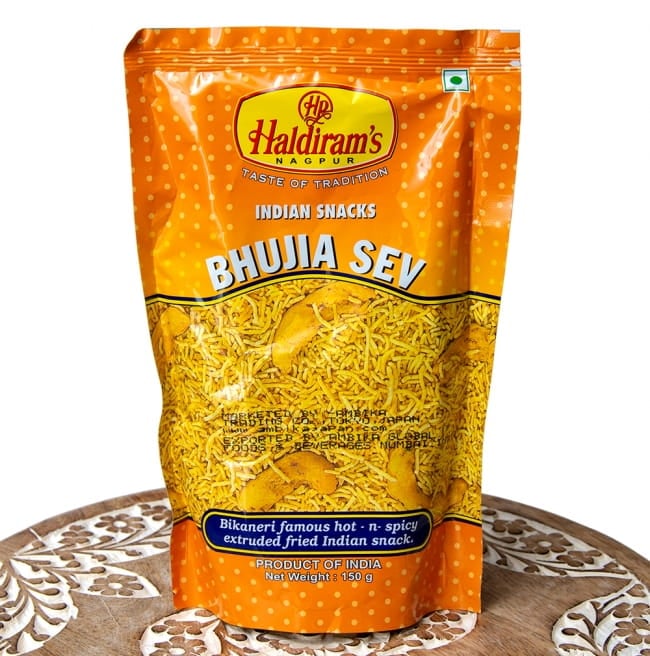 インドのお菓子 ひよこ豆粉で作ったヌードルスナック - ブジア セヴ - Bhujia Sevの写真1枚目です。正面から撮影しましたインドのお菓子,ハルディラム,ナムキン,ナムキーン