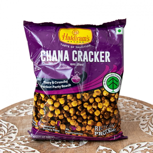 チャナ クラッカー Haldiram Chana Cracker 150g ひよこ豆のスパイシースナックの写真1枚目です。正面から撮影しましたインドのお菓子,ハルディラム,ナムキン,ナムキーン