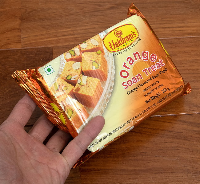 インドのお菓子  ソーン パブディ オレンジ味 - SOAN PAPDI Orange Soan Treat 250g [Hardiram