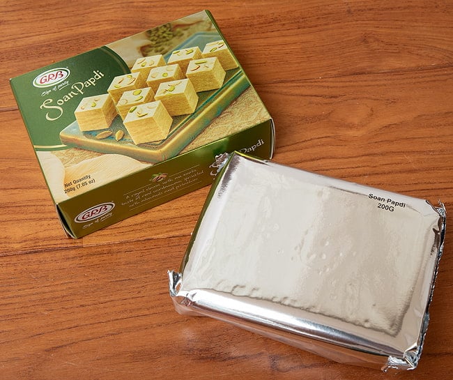 インドのお菓子 ソーンパブディ - SOAN PAPDI 200g【GRB】 5 - 中を開けてみました