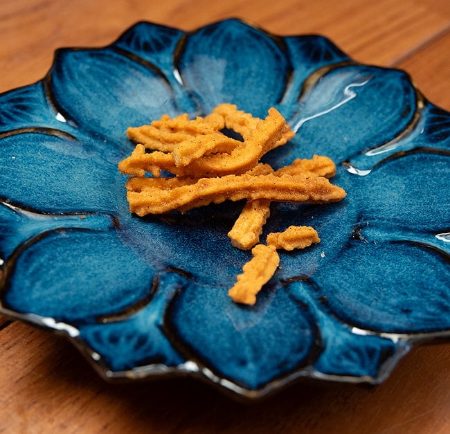 スパイスの味が後をひく南インドスナック - Soya Sticks 110g【TOWNBUS】 5 - 中身を出してみました