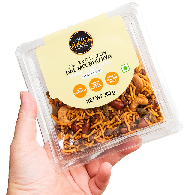 インドのスナック ダルミックス ブジヤ - Dal Mix Bhujiya 200g 3 - これくらいのサイズ感になります。