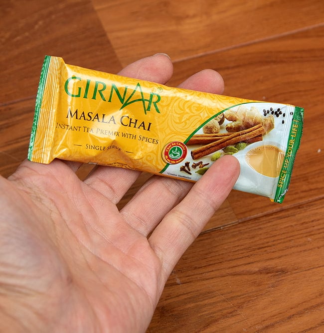 お湯を注ぐだけでインドのカルダモンチャイ！　CARDAMON CHAI 10袋入り[GIRNAR] 6 - 顆粒状でさっとお湯に溶けるようになっています。写真は同系統の商品です