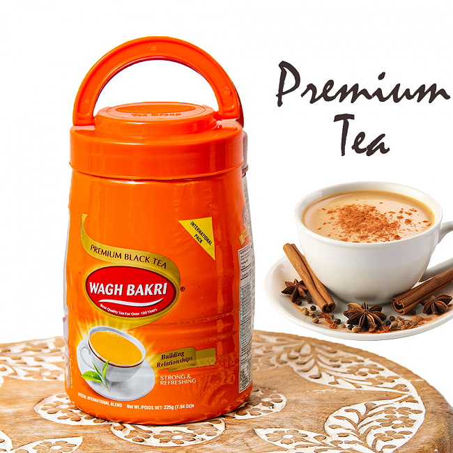 チャイ用紅茶　CTC茶葉　プレミアムティー Premium Tea 225g 大ボトル【WAGH BAKRI/ワグバクリ】の写真1枚目です。パッケージ写真インドのお茶,インド,チャイ用,茶葉,CTC,茶