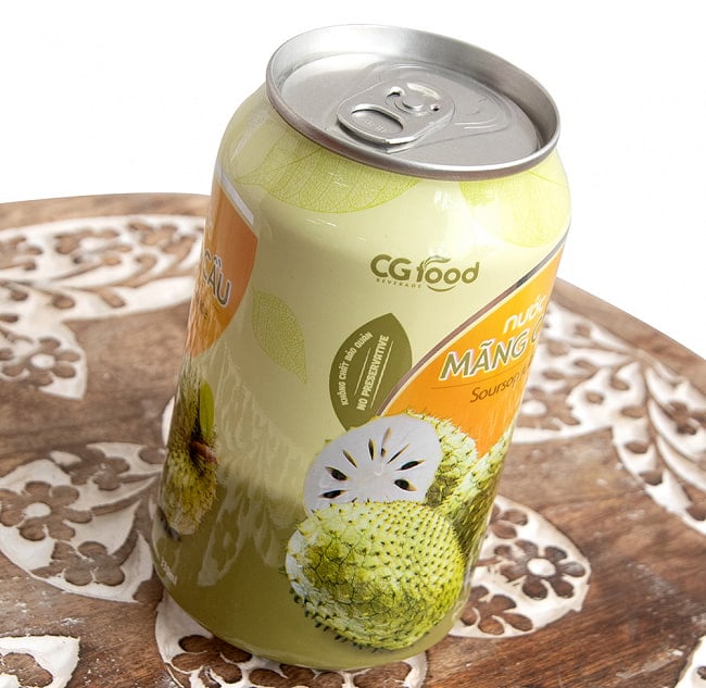 サワーソップ果汁入り飲料[CGフード 330ml] 2 - 斜めから撮影しました