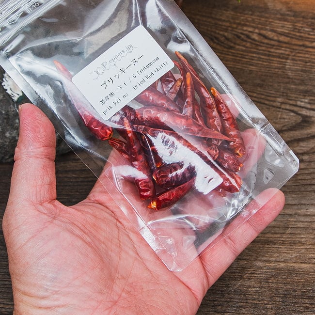タイ産 プリッキーヌー タイ料理用唐辛子 - 10g  3 - このようなパッケージでお送りします。
