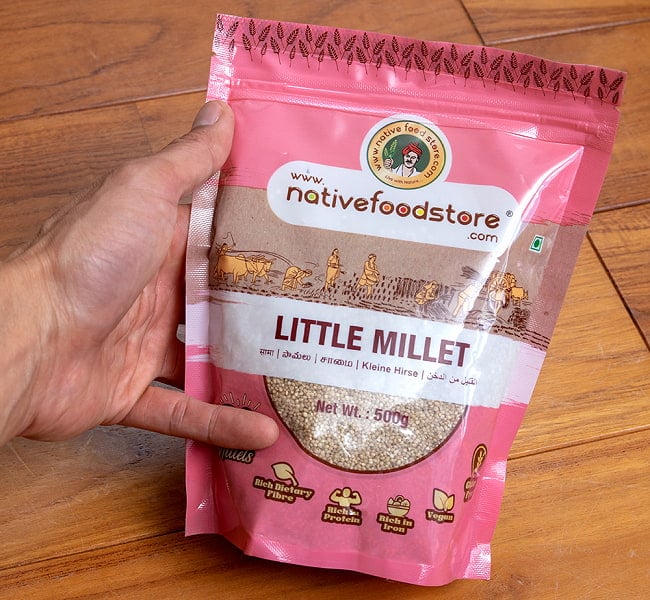 栄養価の高いインドの雑穀 リトル ミレット - 小キビ - LITTLE MILLET 【500g】 4 - サイズ比較のために手に持ってみました
