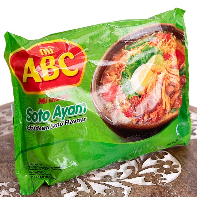 【送料無料・32個セット】SOTO AYAM - ソトアヤム味ラーメン[ABC Rasa Soto Ayam] 3 - 斜めから撮影しました