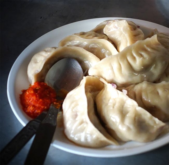 【送料無料・15個セット】MOMO MASALA - モモ・マサラ [100g] 8 - 現地のモモはこんな感じです