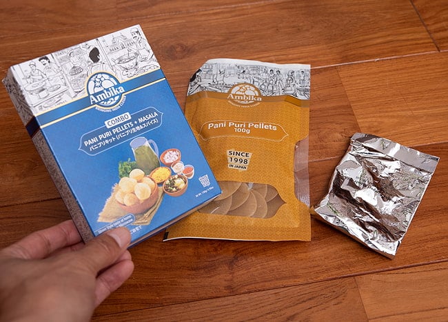 【送料無料・12個セット】パニプリキット(パニプリ生地&スパイス)130g 6 - 中にはパニプリのプリと、スパイスミックスが入っていました