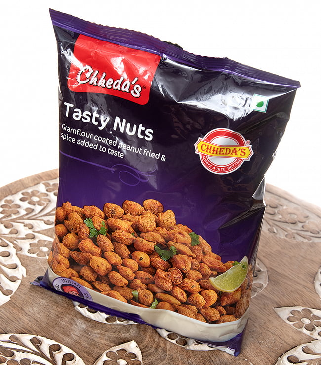 【送料無料・15個セット】インドのスパイシーナッツ - Tasty Nuts【Chhedas】 4 - 斜めから撮影しました