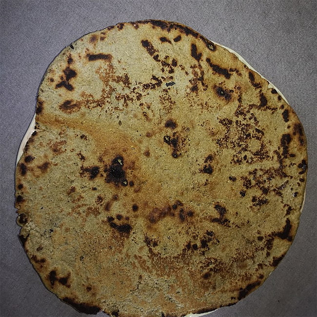 【15個セット】ミレットパウダー - バジラ粉 - Bajra Atta 【500g】 7 - バジラ粉で作られたチャパティです。(c)wikipedia