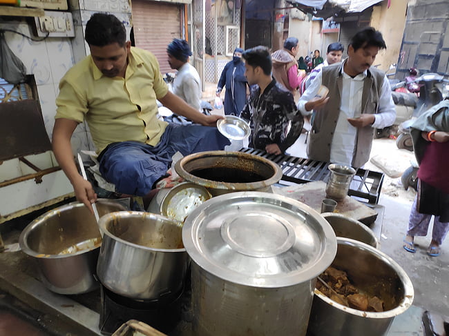 【20個セット】ビーフナハリ - BEEF NIHARI[KING CURRY] 2点までメール便可 8 - 現地のニハリ専門店の写真です