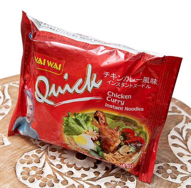 【ケース販売・30個セット】WAIWAI Quick - ネパールのインスタントヌードル【チキンカレー風味】 5 - 斜めから撮影しました