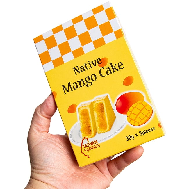 【12個セット】マンゴーケーキ 台湾銘菓「竹葉堂」 6 - サイズ比較のために手と一緒に撮影しました