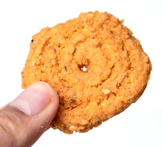 【ケース販売・40個セット】インドのスパイシークッキー ムルク - Murukku 6 - クッキーみたいな見た目ですが…