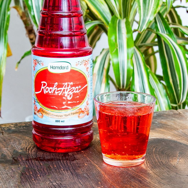 【24個セット】ルーアフザ Roohafza インド・パキスタンの伝統シロップ 800ml【Hamdard】 7 - シャルバットの完成！