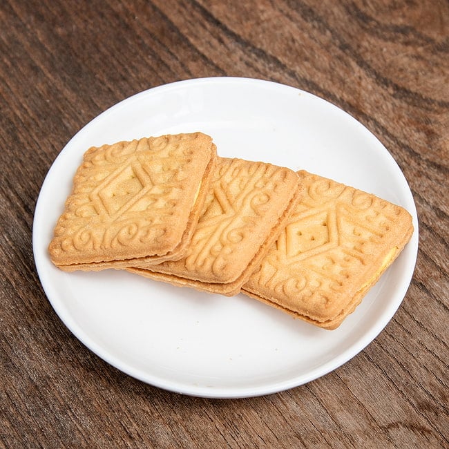 【6個セット】パキスタンのビスケット オリジナル レモン サンド 6 - サクッとした黄金色のビスケットに、爽やかなレモン風味のクリームがたっぷり