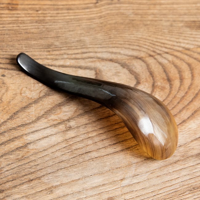 【6個セット】水牛の角のれんげ　キャトルホーン　美しいべっ甲模様[約13cm×4.2cm] 7 - 裏面の全体写真です