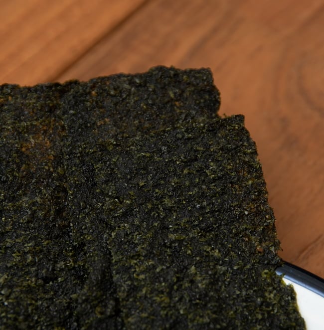 【6個セット】タイののりスナック - Tao Kae Noi 小老板  タオケーノーイ[オリジナル味] 9 - のりのアップです